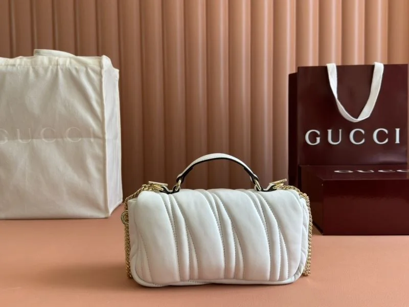 Flexible Gucci Satchel Bags 49877