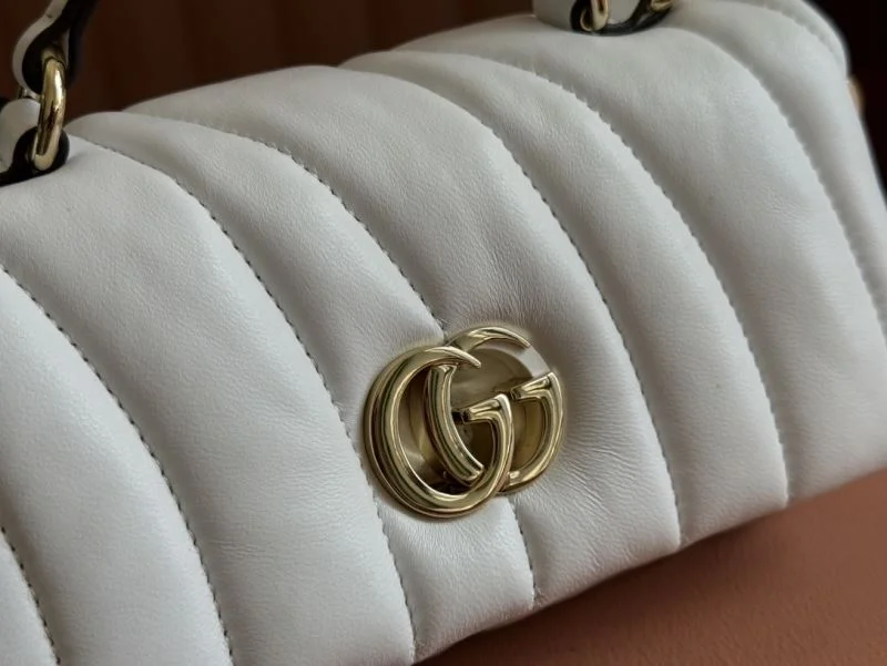 Flexible Gucci Satchel Bags 49877