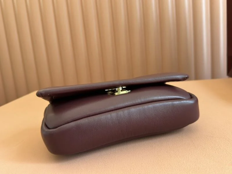 Resilient Gucci Satchel Bags 49872