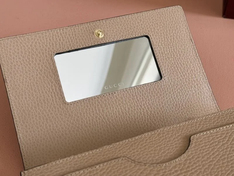 SunProtective Gucci Satchel Bags 49782