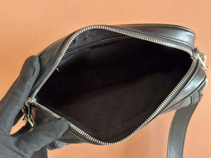 Breathable Gucci Satchel Bags 49771