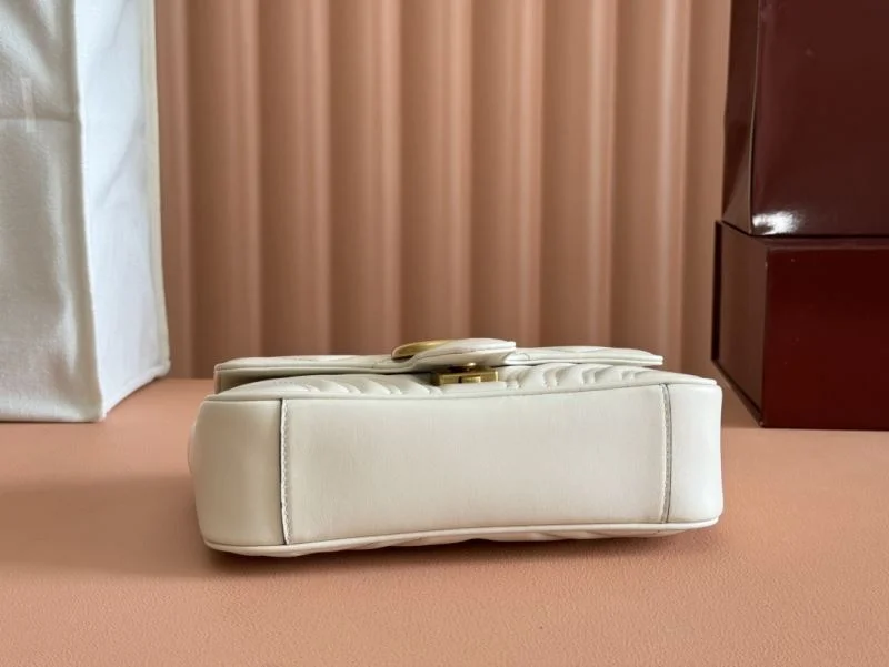 Gucci Satchel Bags Elegant 49743
