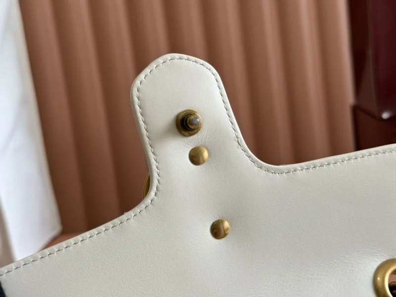 Gucci Satchel Bags Elegant 49743