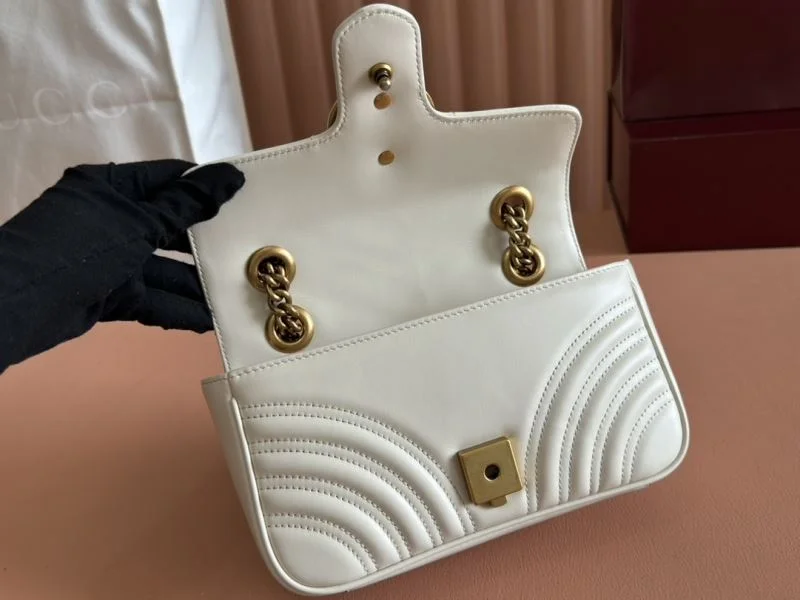 Gucci Satchel Bags Elegant 49743