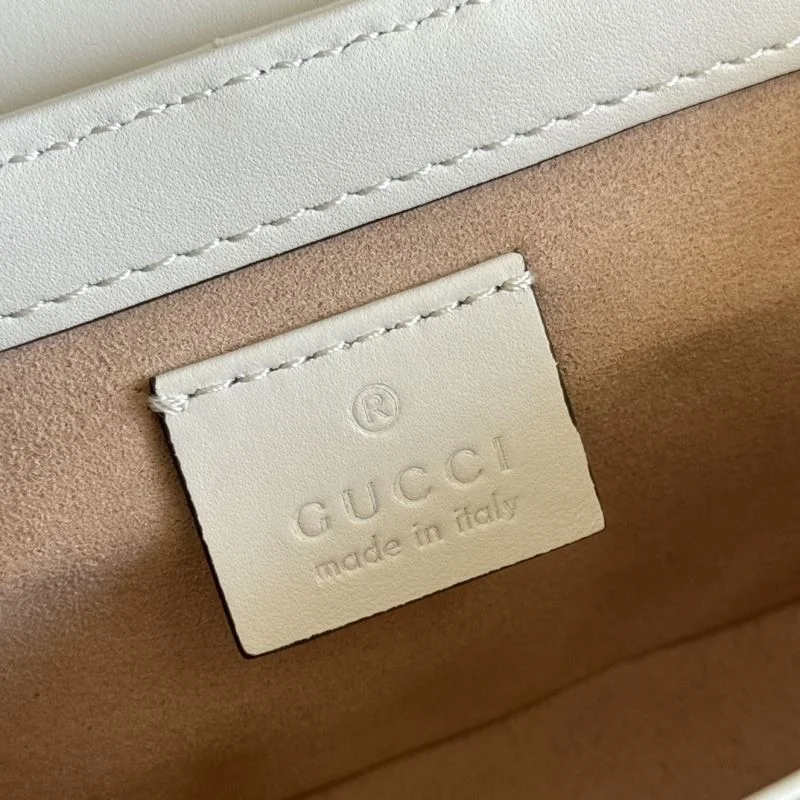 Vibrant Gucci Satchel Bags 49738