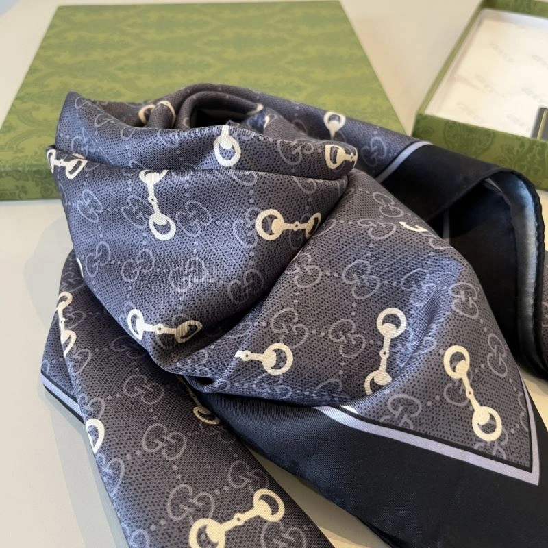 Gucci Scarf Chic 270711