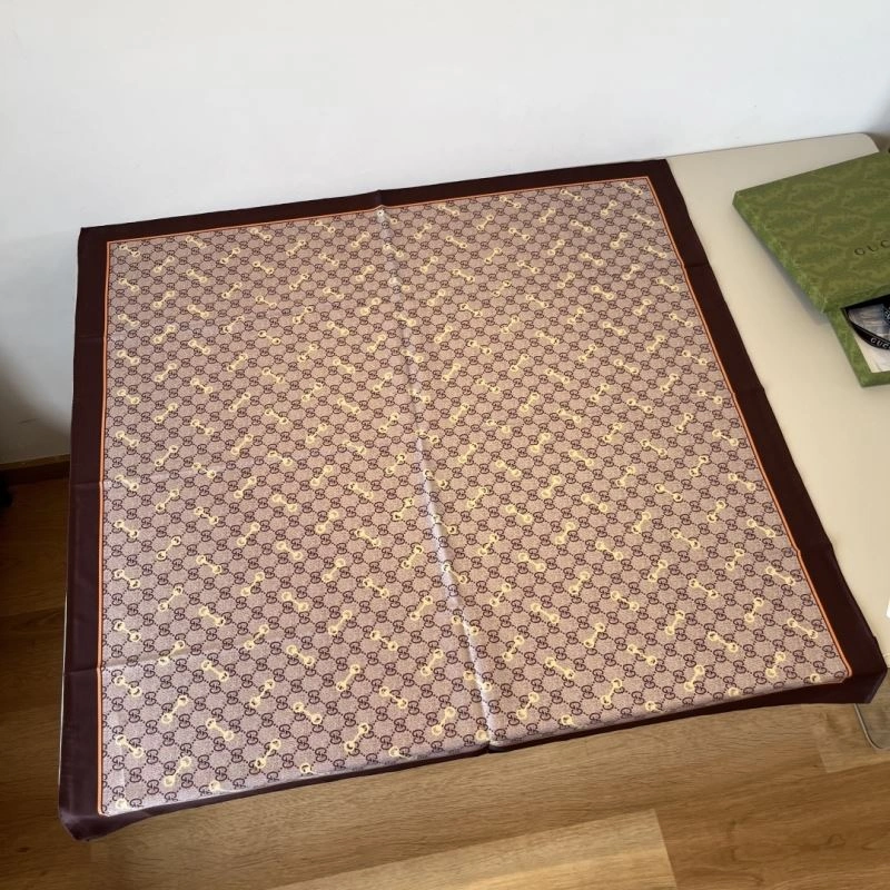SmoothTexture Gucci Scarf 270719