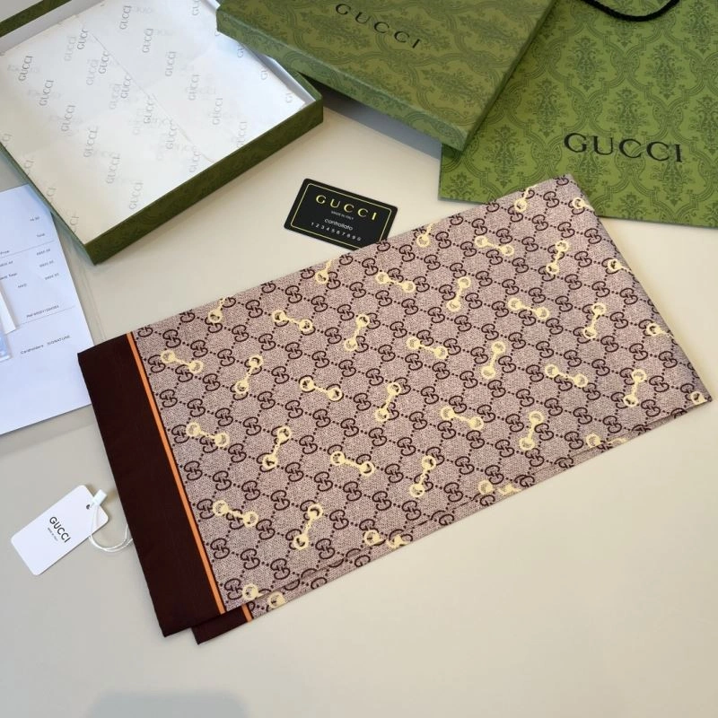 SmoothTexture Gucci Scarf 270719