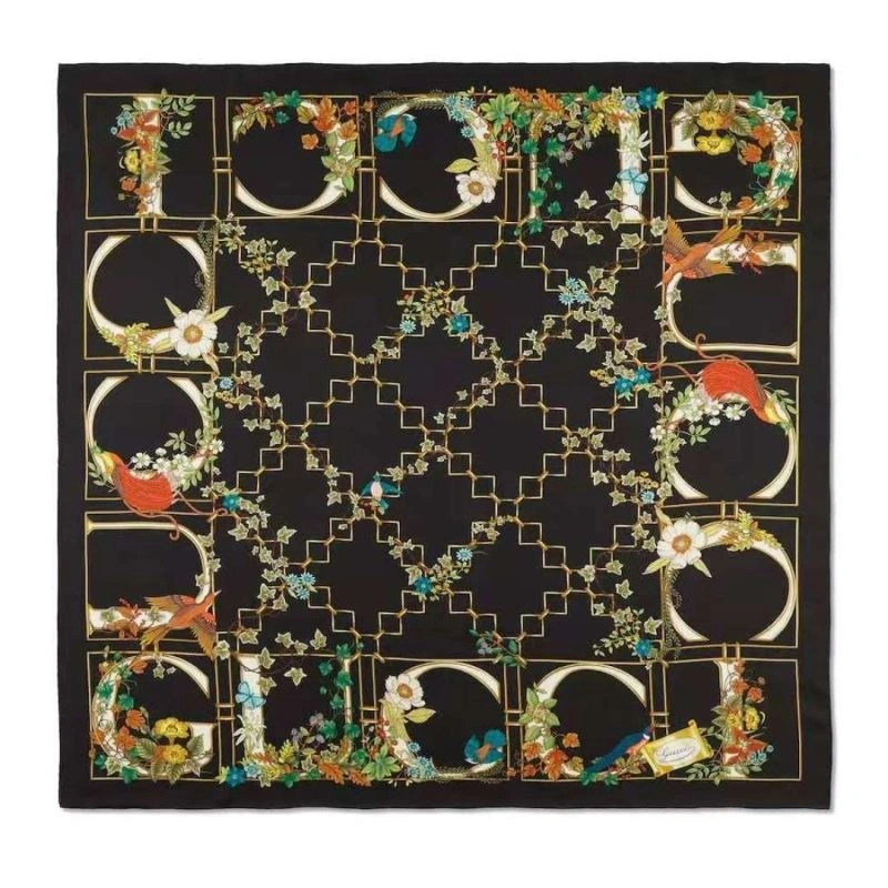 Effortless Gucci Scarf 270716