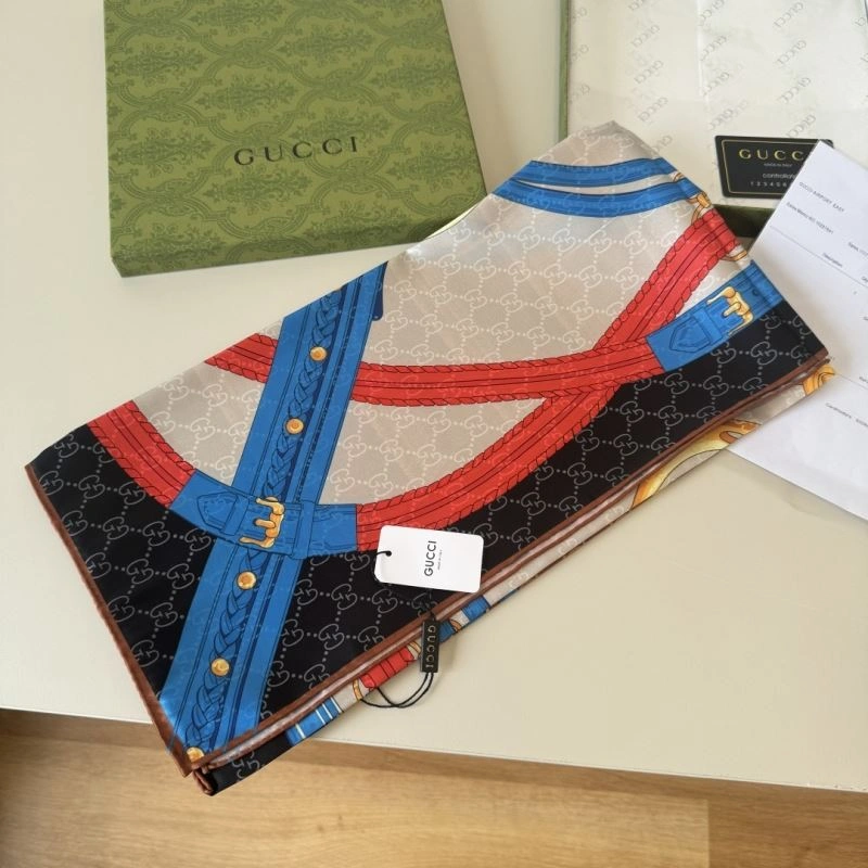 Gucci Scarf ZipUp 270690