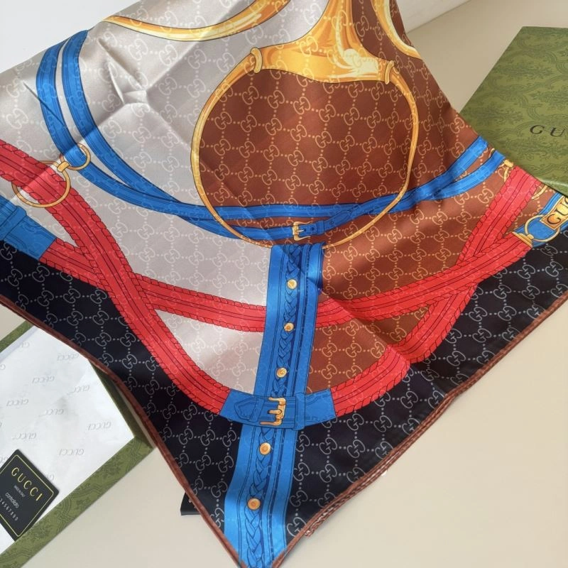Gucci Scarf ZipUp 270690