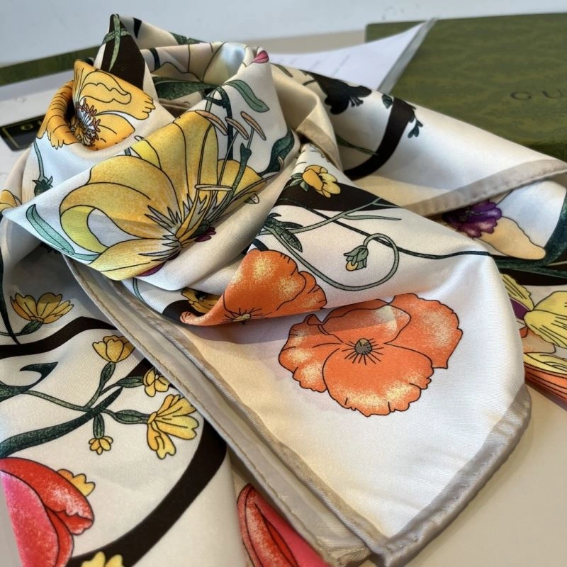 Gucci Scarf Fashionable 270694