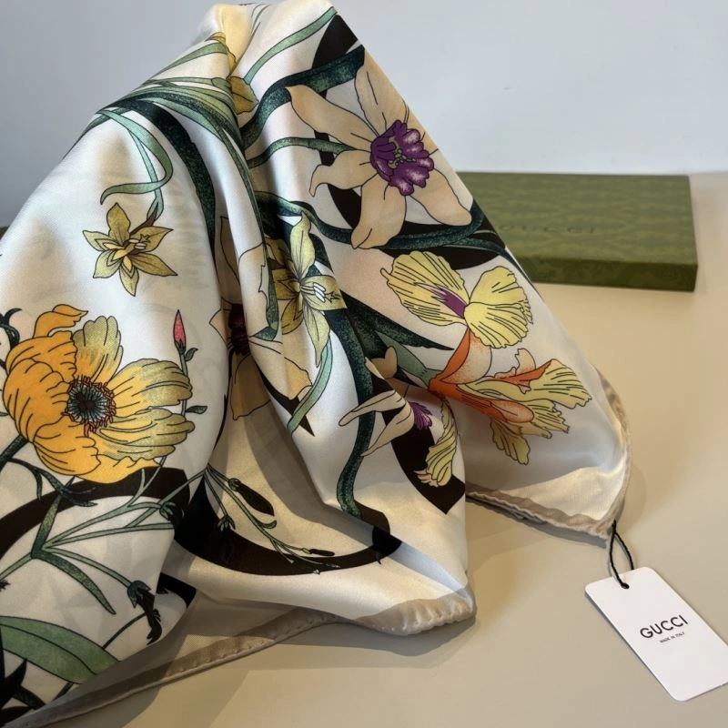 Gucci Scarf Fashionable 270694