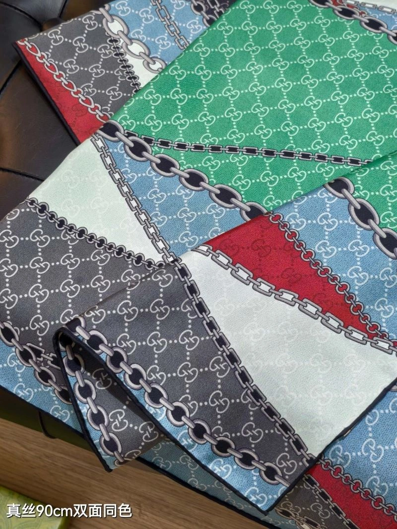 RelaxedFit Gucci Scarf 271080