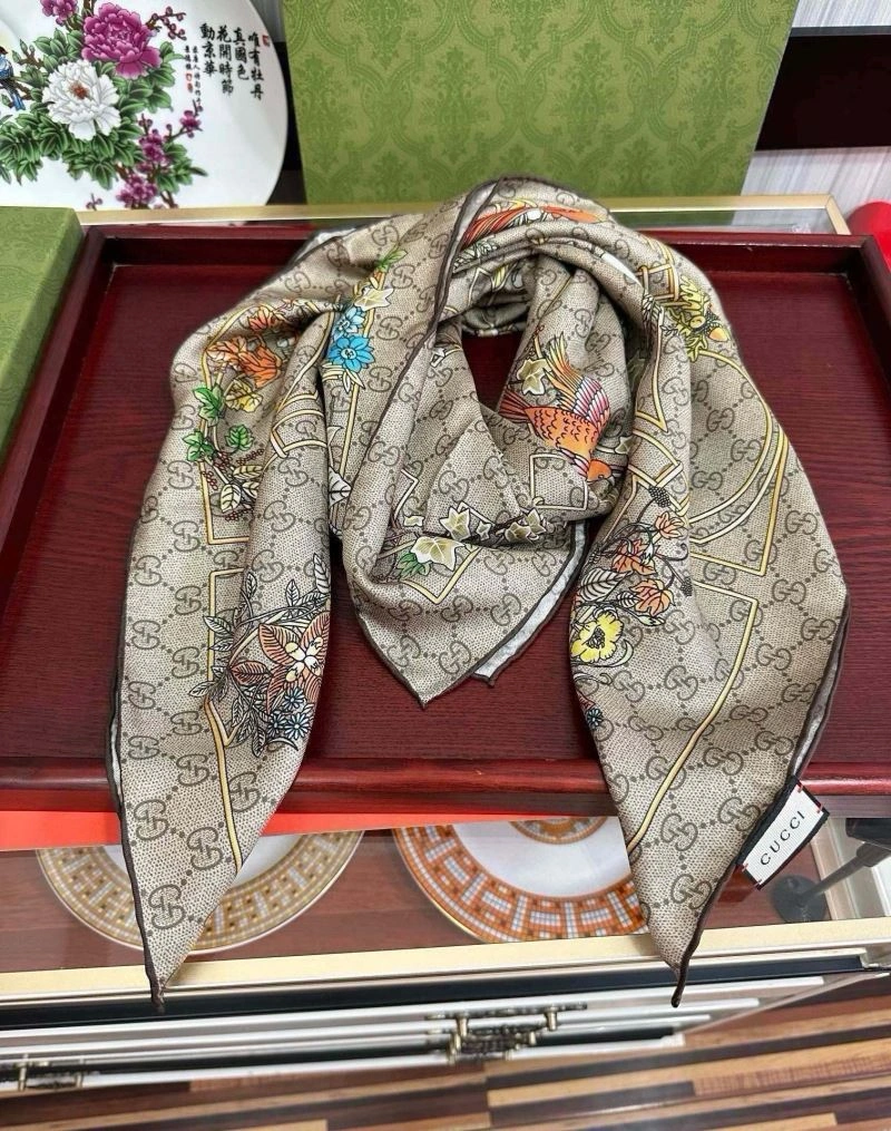 Efficient Gucci Scarf 271075
