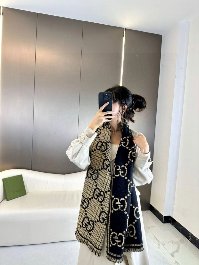 Gucci Scarf Functional 271071