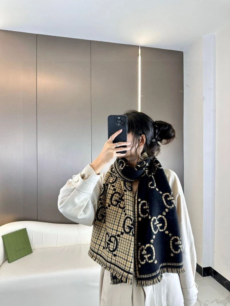 Gucci Scarf Functional 271071