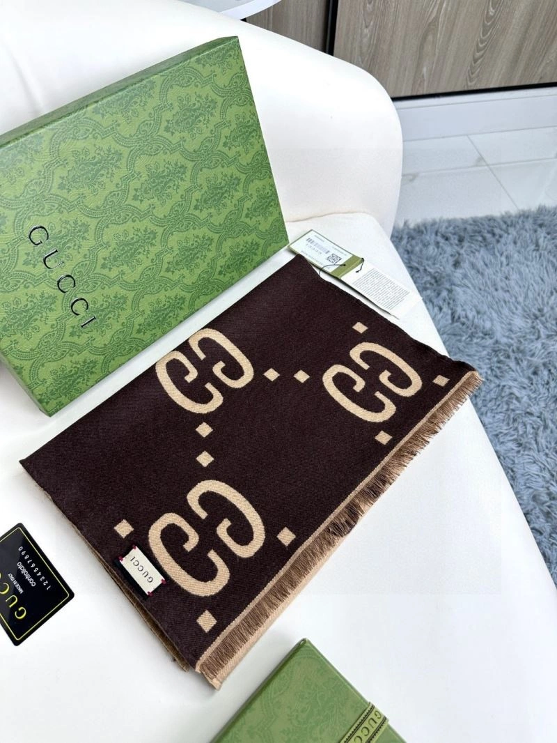 Gucci Scarf Timeless 271072
