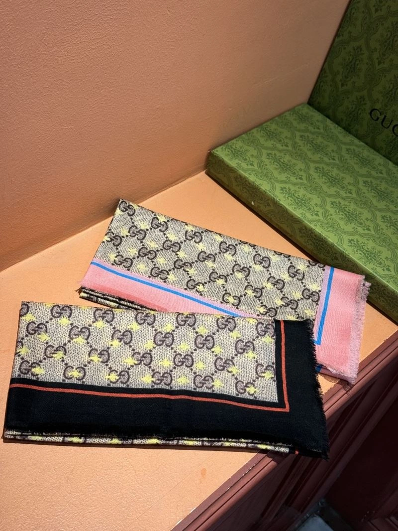 Gucci Scarf TechFriendly 271815