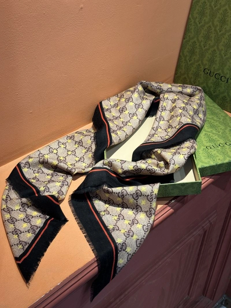 Gucci Scarf TechFriendly 271815