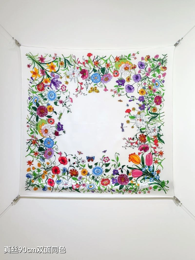Gucci Scarf Lightweight 271788
