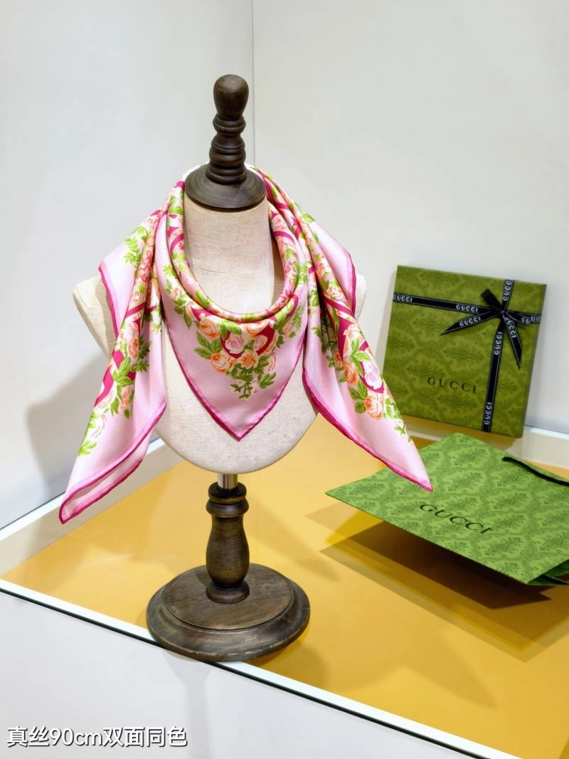 Soft Gucci Scarf 271813