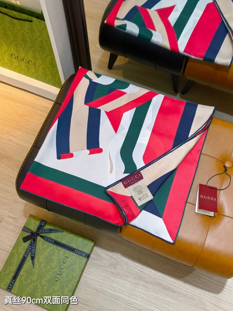 Reliable Gucci Scarf 271790