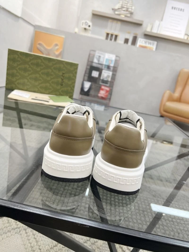 Gucci Screener Shoes Functional 24029
