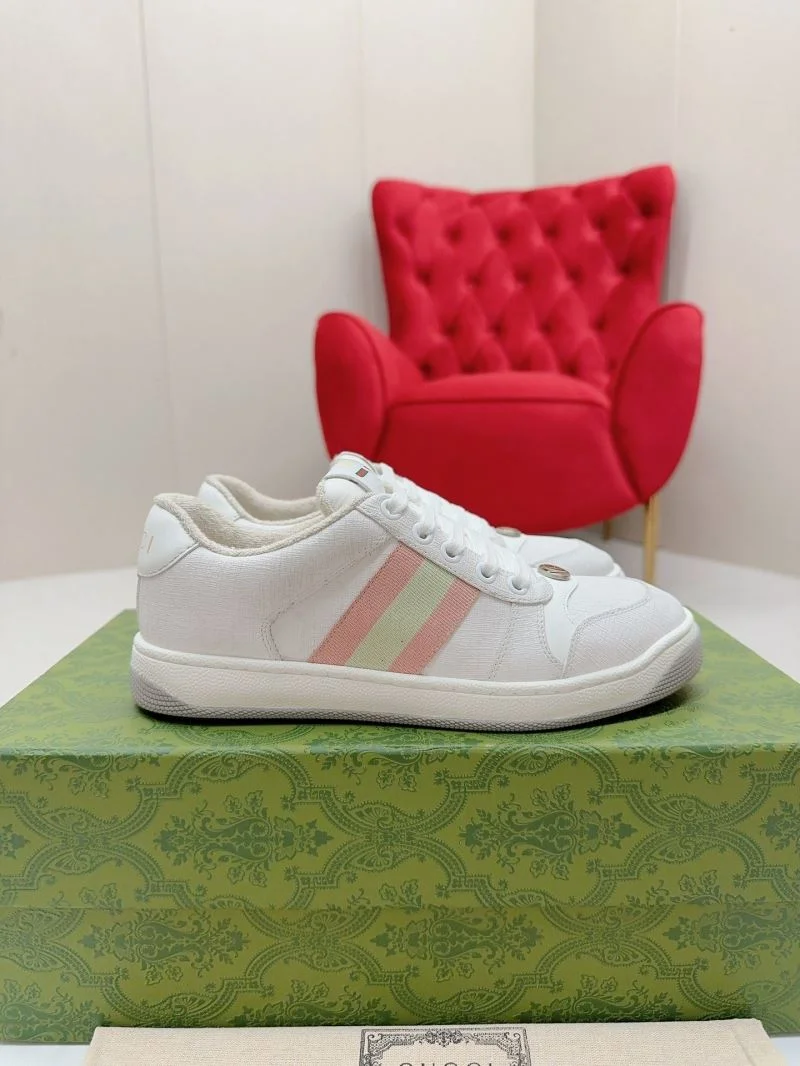 Sleek Gucci Screener Shoes 25960