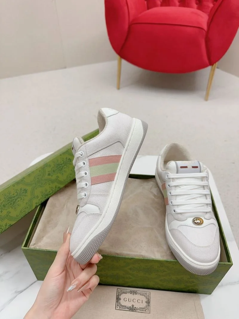 Sleek Gucci Screener Shoes 25960