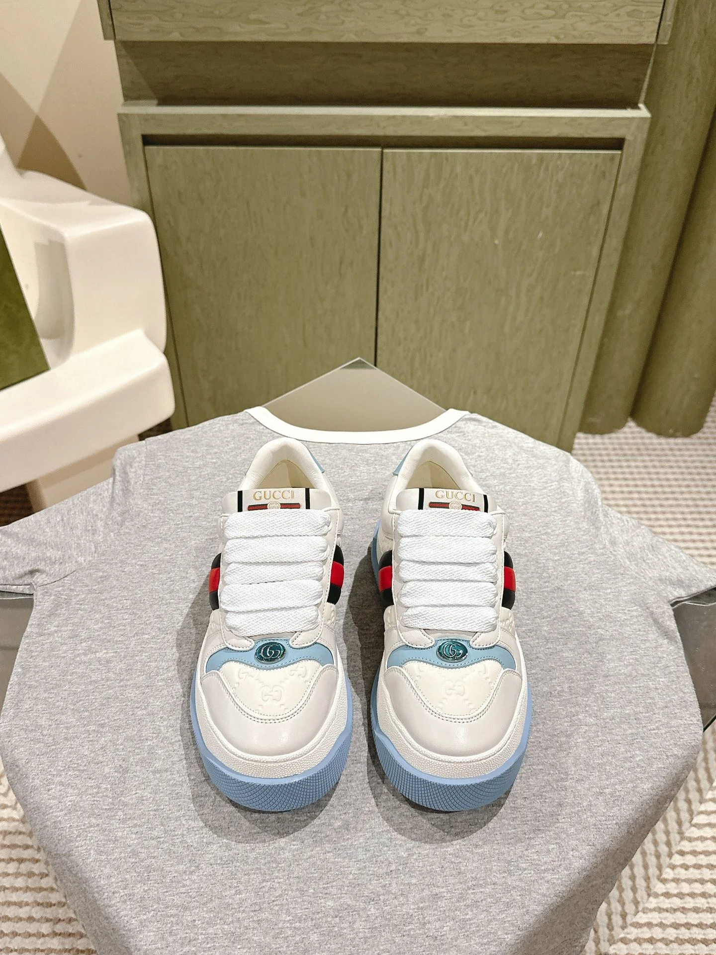 Gucci Screener Shoes Breathable 24335