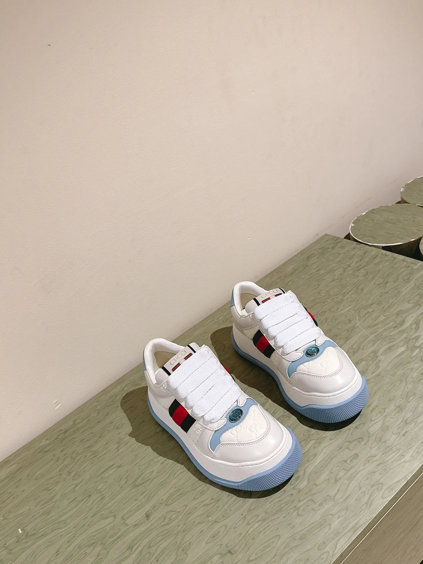 Gucci Screener Shoes Breathable 24335