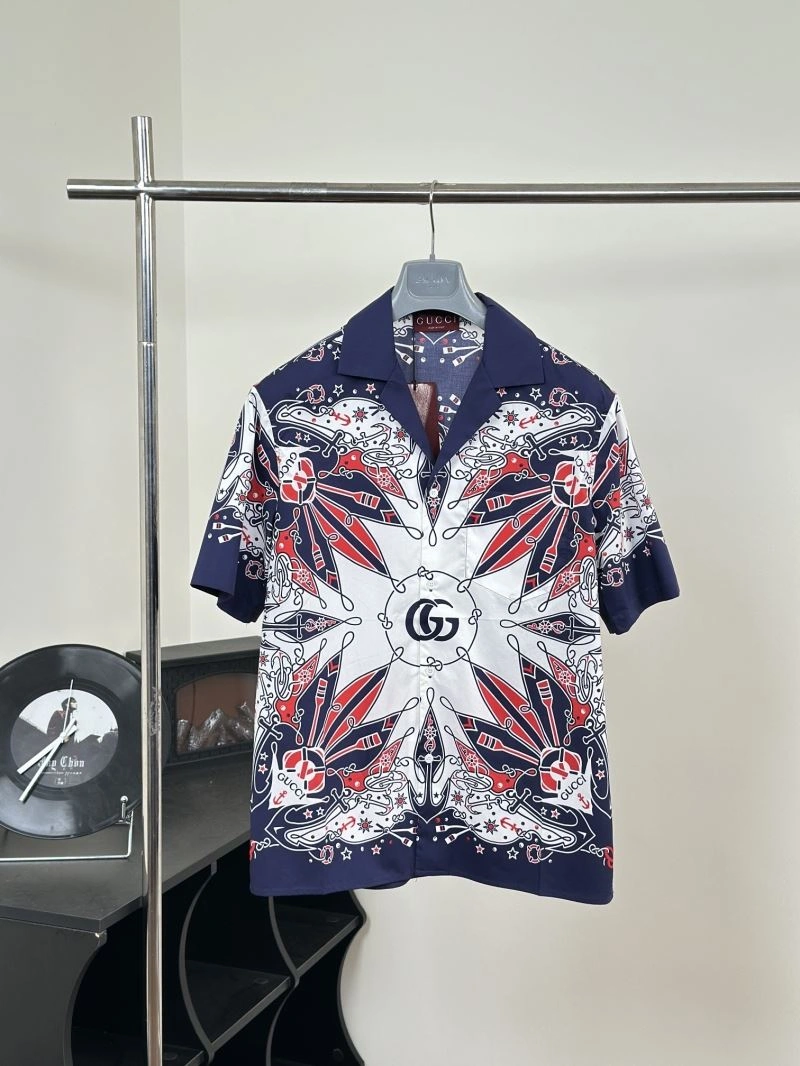 Unisex Gucci Shirts 128565