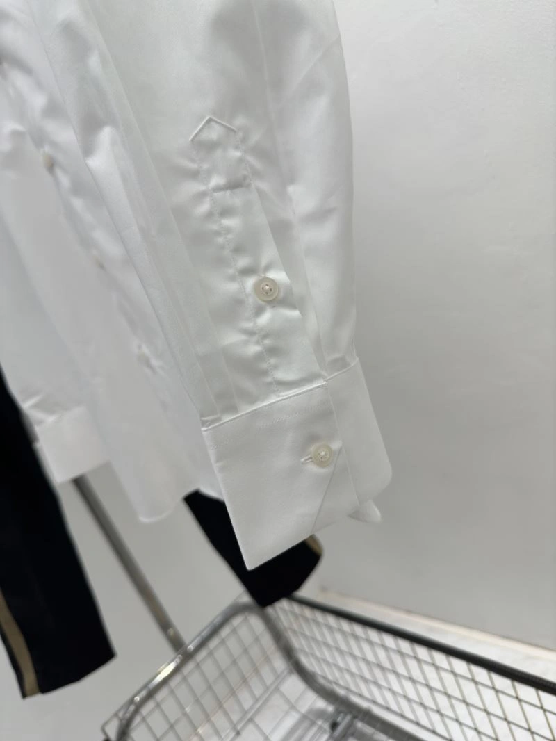 Seasonal Gucci Shirts 128811