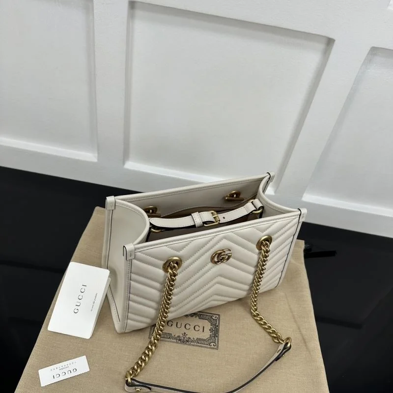 Elegant Gucci Shopping Bags 50362