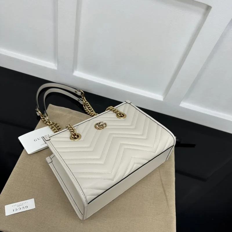 Elegant Gucci Shopping Bags 50362