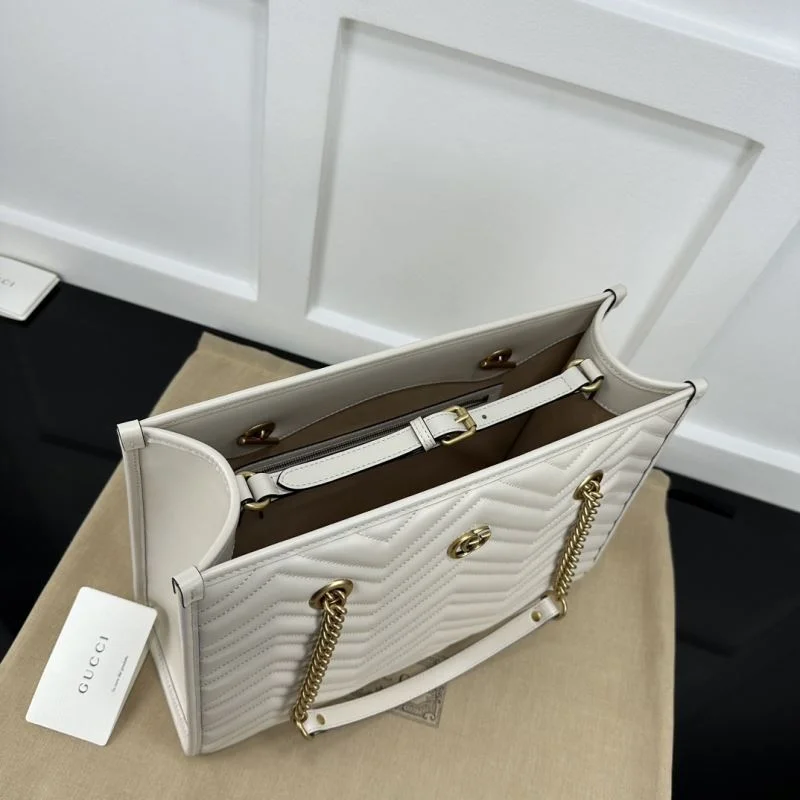 Versatile Gucci Shopping Bags 50391