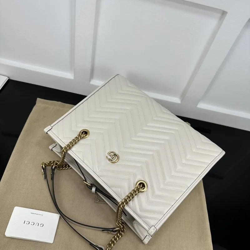 Versatile Gucci Shopping Bags 50391