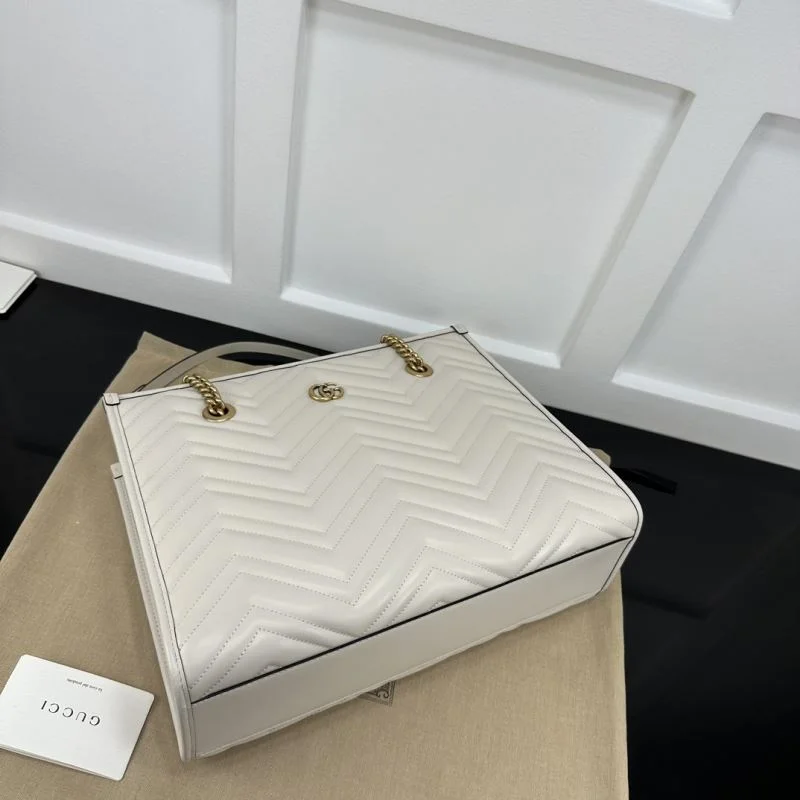 Versatile Gucci Shopping Bags 50391