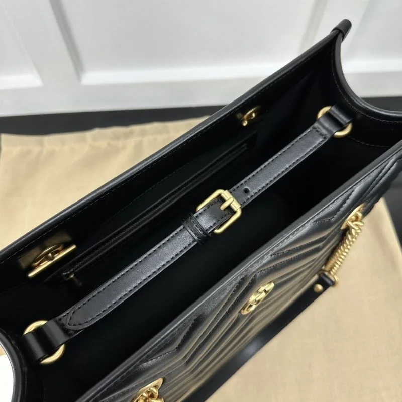 Effortless Gucci Shopping Bags 50359