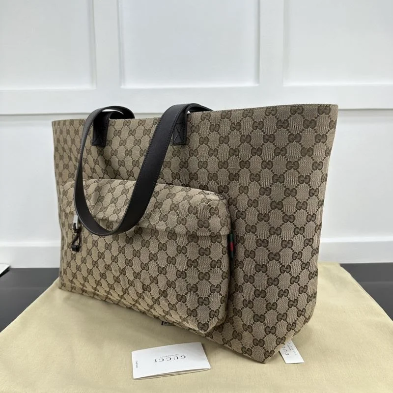Vibrant Gucci Shopping Bags 50351