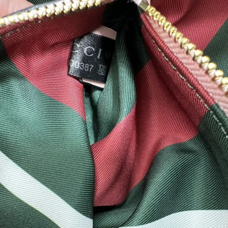 Gucci Shopping Bags EyeCatching 50348