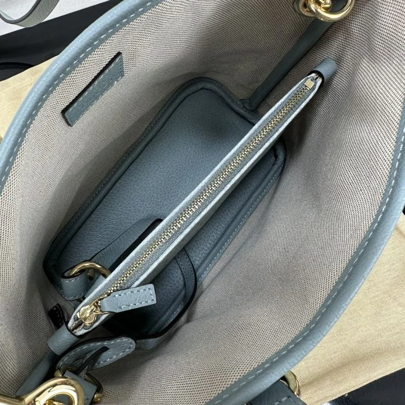 Elegant Gucci Shopping Bags 50360