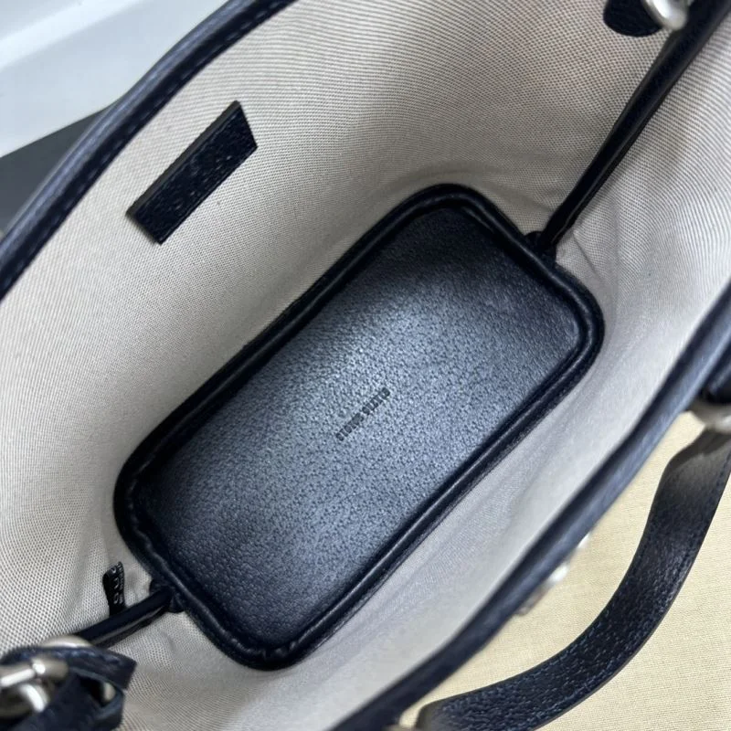 Gucci Shopping Bags Sporty 50287
