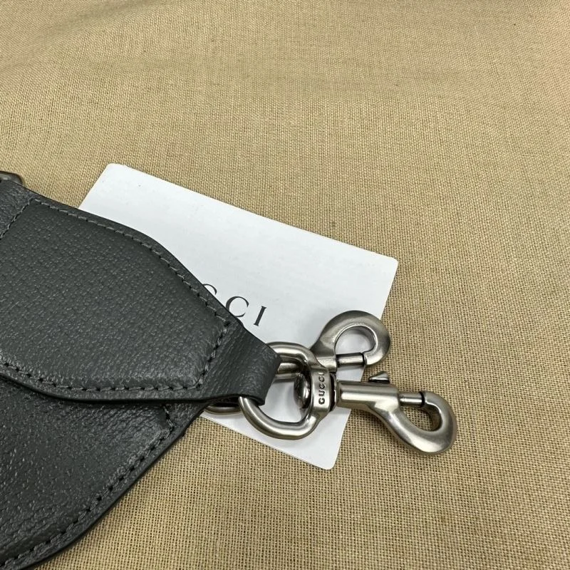 Seasonal Gucci Shopping Bags 50304