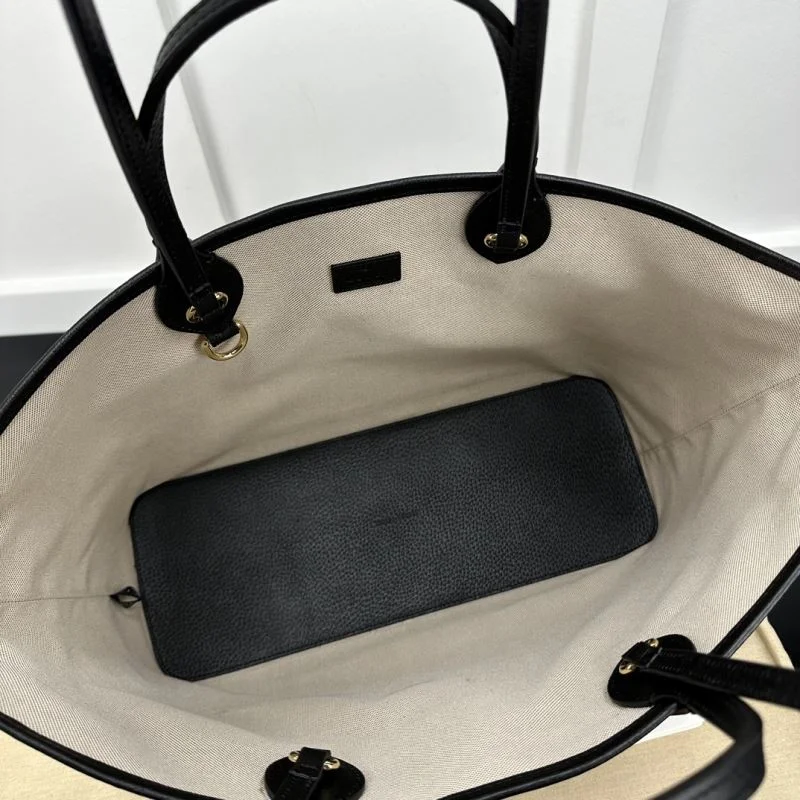 Gucci Shopping Bags FreshLook 50265