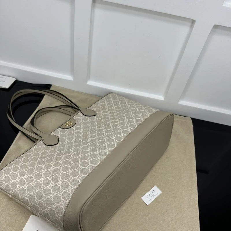Seasonal Gucci Shopping Bags 50257