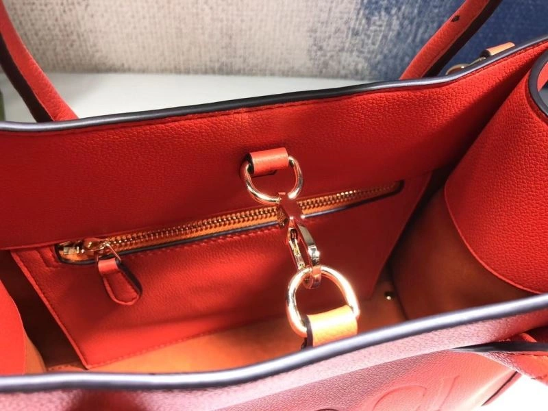 WaterResistant Gucci Shopping Bags 80744