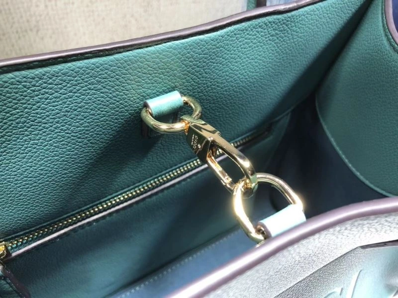Gucci Shopping Bags Affordable 80754
