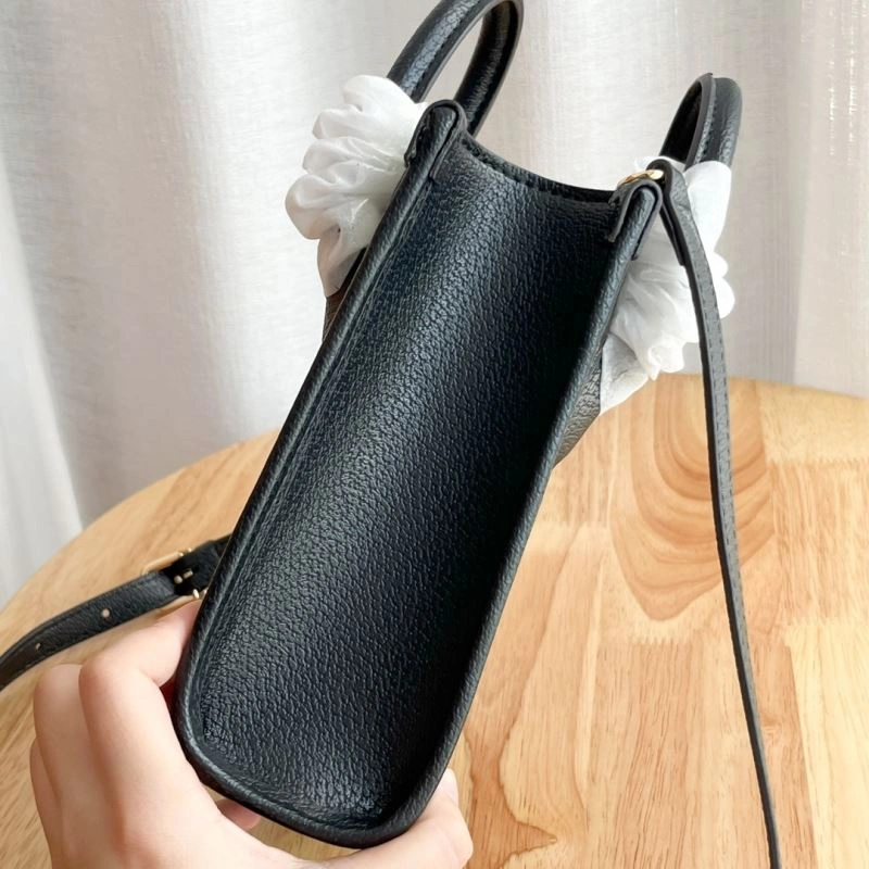Gucci Shopping Bags Versatile 80735
